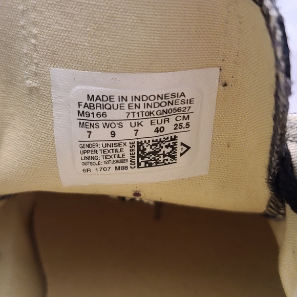 RARE Tito's Vodka Converse Sneakers - Picture 6 of 8